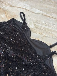 Black Sequin Bodycon Dress 🖤