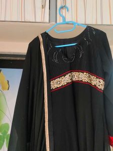 Elegant Black &amp; Red Kurta n dupatta