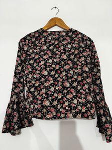 Floral Print Bell Sleeve Top