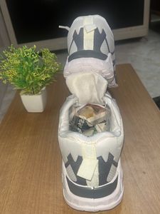 Ziplite Sports Shoes White And Gray Air Comfortable Shoes Size 7
