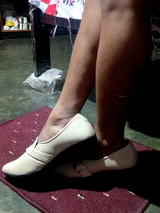 Women Stylish Shoes 🥿