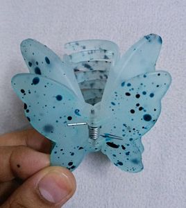 Butterfly Clutcher 🦋✨