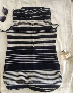 Fig - Sleeveless Plunge Top - Size -S