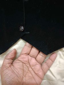 5 Piece Boys Blazer Suit/ Coat Set For 6 - 9 Years