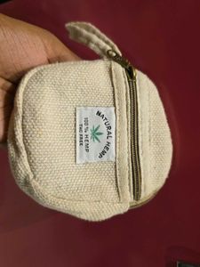 Eco-friendly wallet for your daily essentials