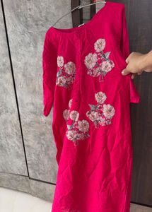 Pink Floral Embroidered Kurti