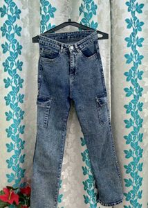 Cargo Jeans