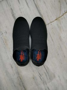 Comfy Black Slip-On Sneakers