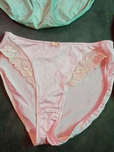 XL Vintage Style Panties Bundle Of 4