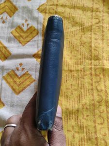 Stylish Wallet with 9 Card Slots