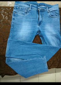 Blue Denim Ke Sath Pink Shirt Free