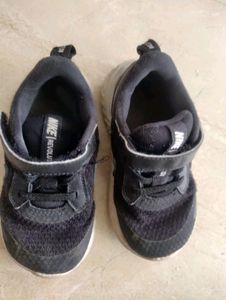 1 Shoes Branded