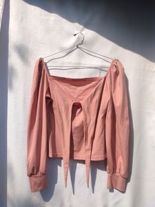 Front Tie Top