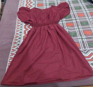 Elegant Maroon Midi Dress