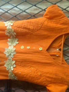 XL gown used 2 times