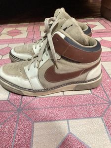 Jordan Sneakers