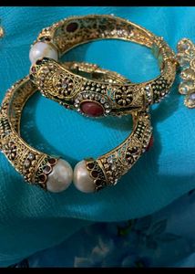 golden bangles 😍