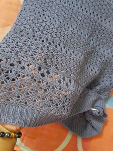 Beautiful gray colour crosia top...Beautiful Weaving of crosia ...no flaws...