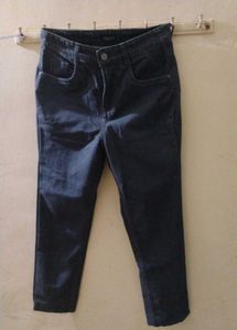 Dark Wash Jeans Saze : 28
