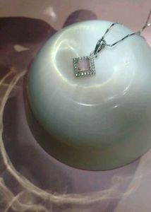 Pendent In 4 Colors