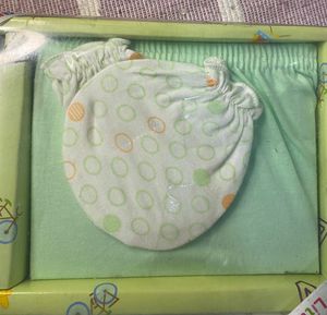 Little Hub Baby Gift Set