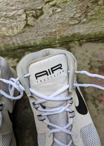 Nike Air Precision Basketball Shoes