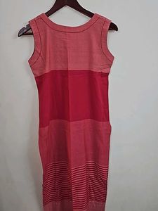 Sleeveless Pink Kurta