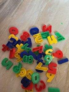 Colorful Number pieces for arithmetic fun