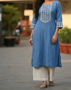 Elegant Blue Embroidered Kurta
