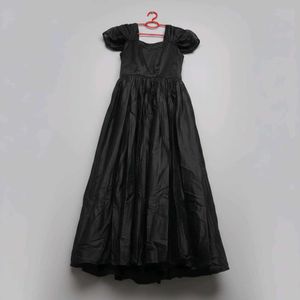 Elegant Black Maxi Dress