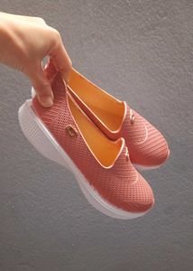 CASUAL SHOE