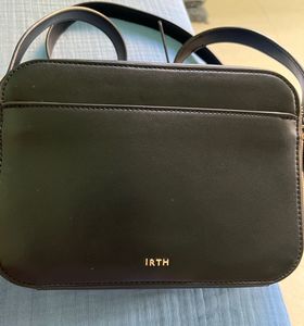 Irth Black Sling Bag