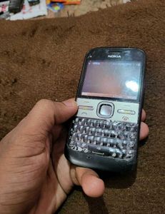 Nokia E5