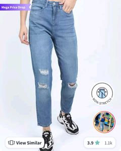 Straight Fit Ripped Jeans – Effortlessly Cool