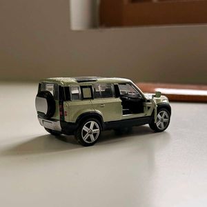 Land rover defender toycar metal