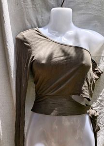 SEXY OLIVE CROP TOP