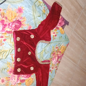 maroon valvat lehanga with full sleeves blouse work full lehanga n blouse too with golden latkan