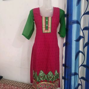 A.S Collection Bring A Pink Combination With Green