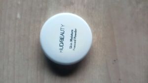 Hudabeauty Compact powder