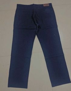 Men&#39;s Casual Pants Bundle Of 4