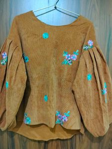 Korean Style Top🤎