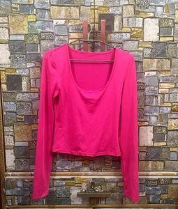 Urbanic Fitted Top