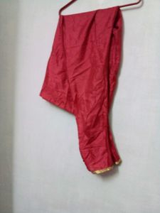 Gaajri Color Chudidaar Anarkali Set.