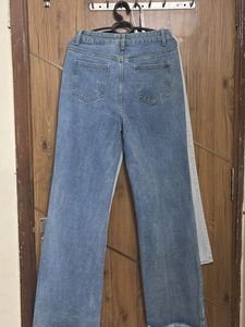 Darted Urbanic Jeans