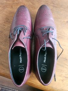 Like New Hush Puppies Men Shoes