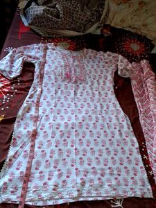 Pink Floral Kurta Set