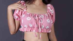 Floral Pink Puff Sleeve Top