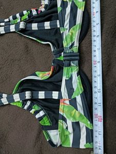 Tropical 🖤36,D Print Bikini Top