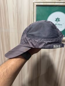 Nike Vintage 90’s  Dri-Fit Grey Cap