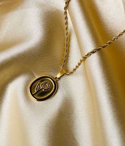 anti tarnish gold pendant